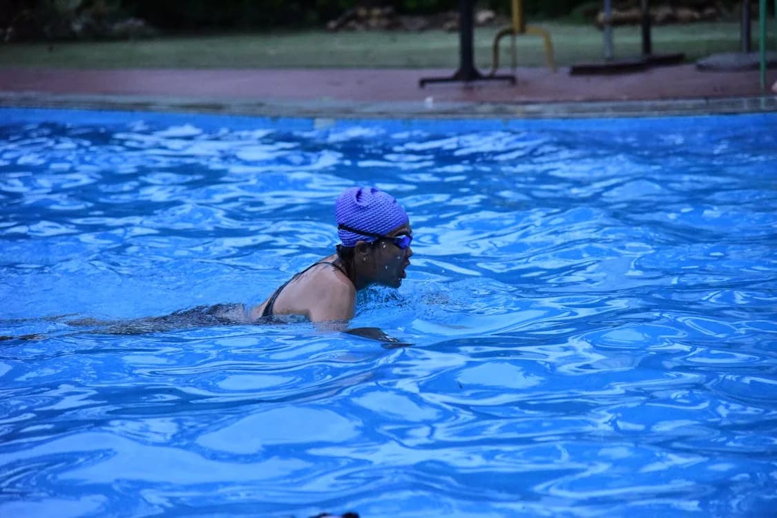 Swimming pool